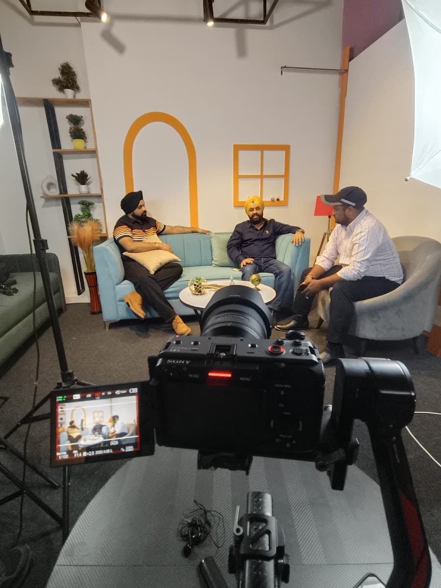 QPic Productions | Best Podcast Studio In Jaipur - Video production service in Girdharipura, Jaipur