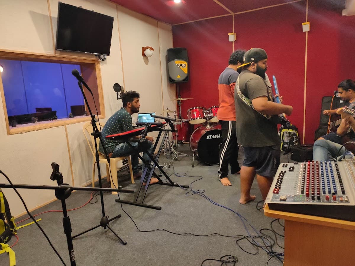 VL Studios (Audio Recording Studio & Jam Room)