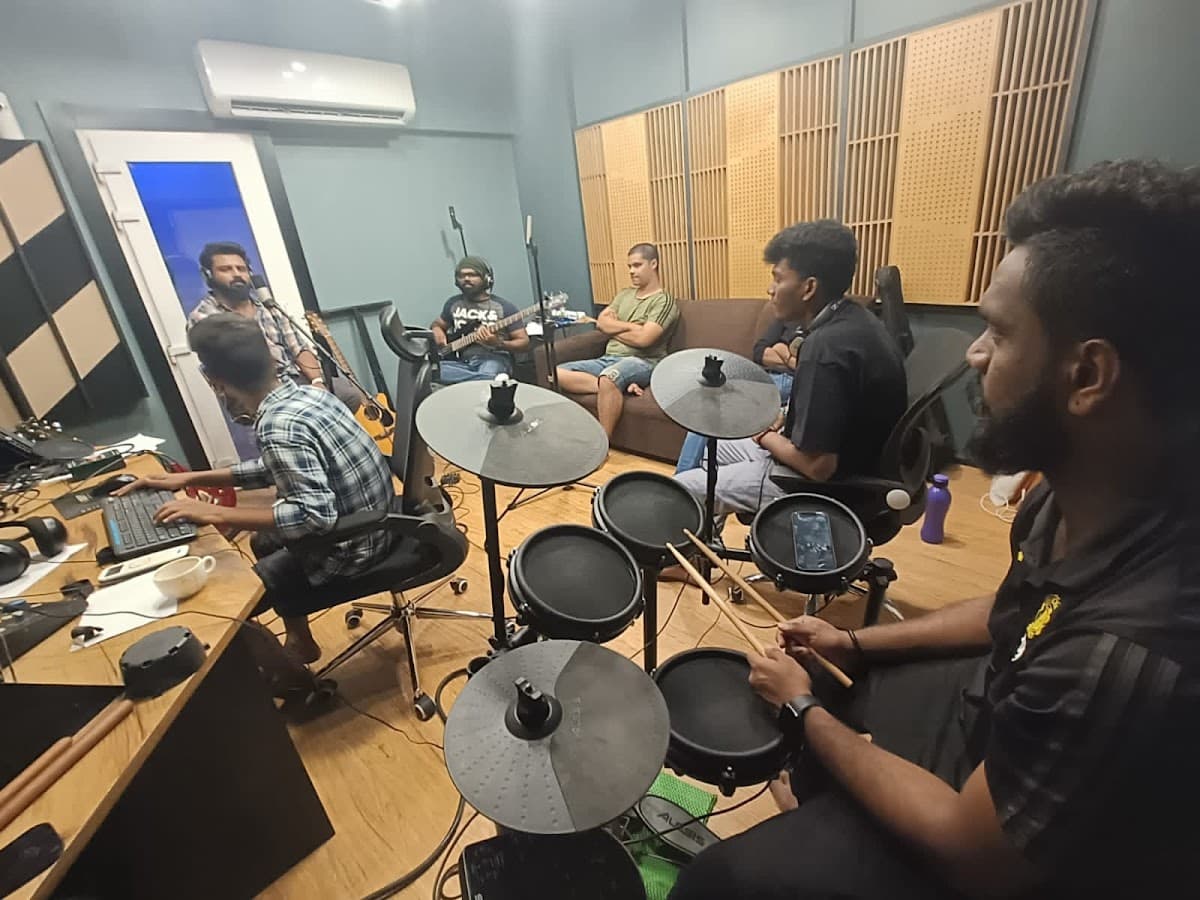 MadBus Studios