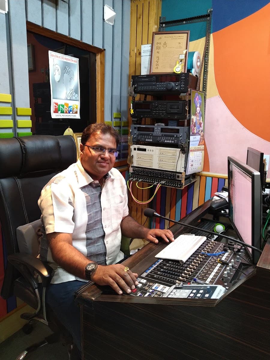 Paras Music Studio