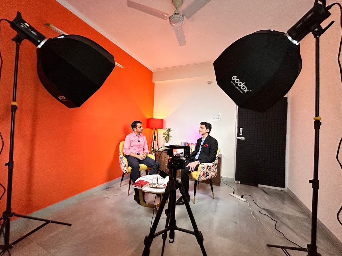 Upglide Studio (Podcast and Video Recording Studio Available on Rent) - Recording studio in Mansarovar, Jaipur