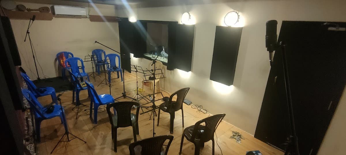 Friends Talkies Studio
