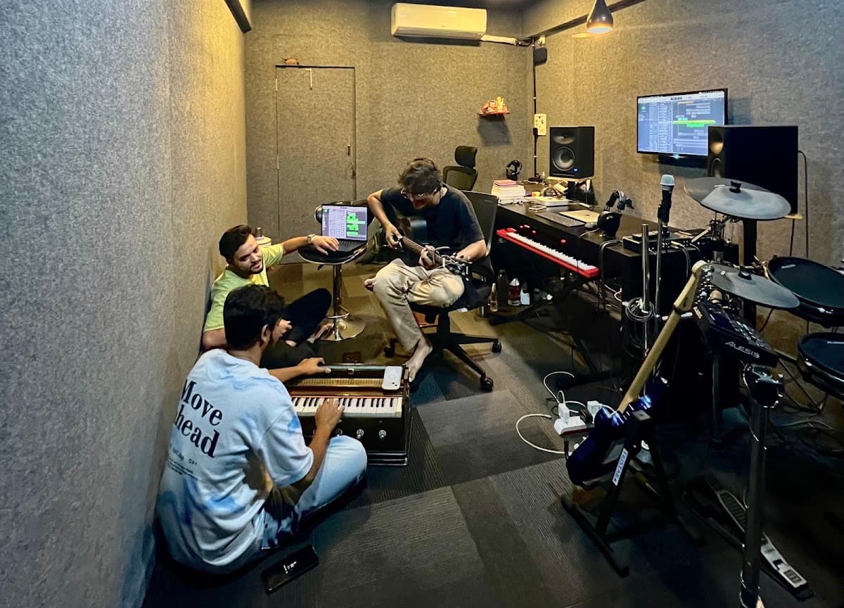 Arth Music - Recording studio in Mota Varachha, Surat