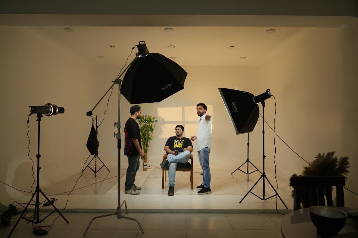 DMG - Studio | Fashion Photography & Videography | Podcast Studio - Photography studio in Vikaspuri, Delhi