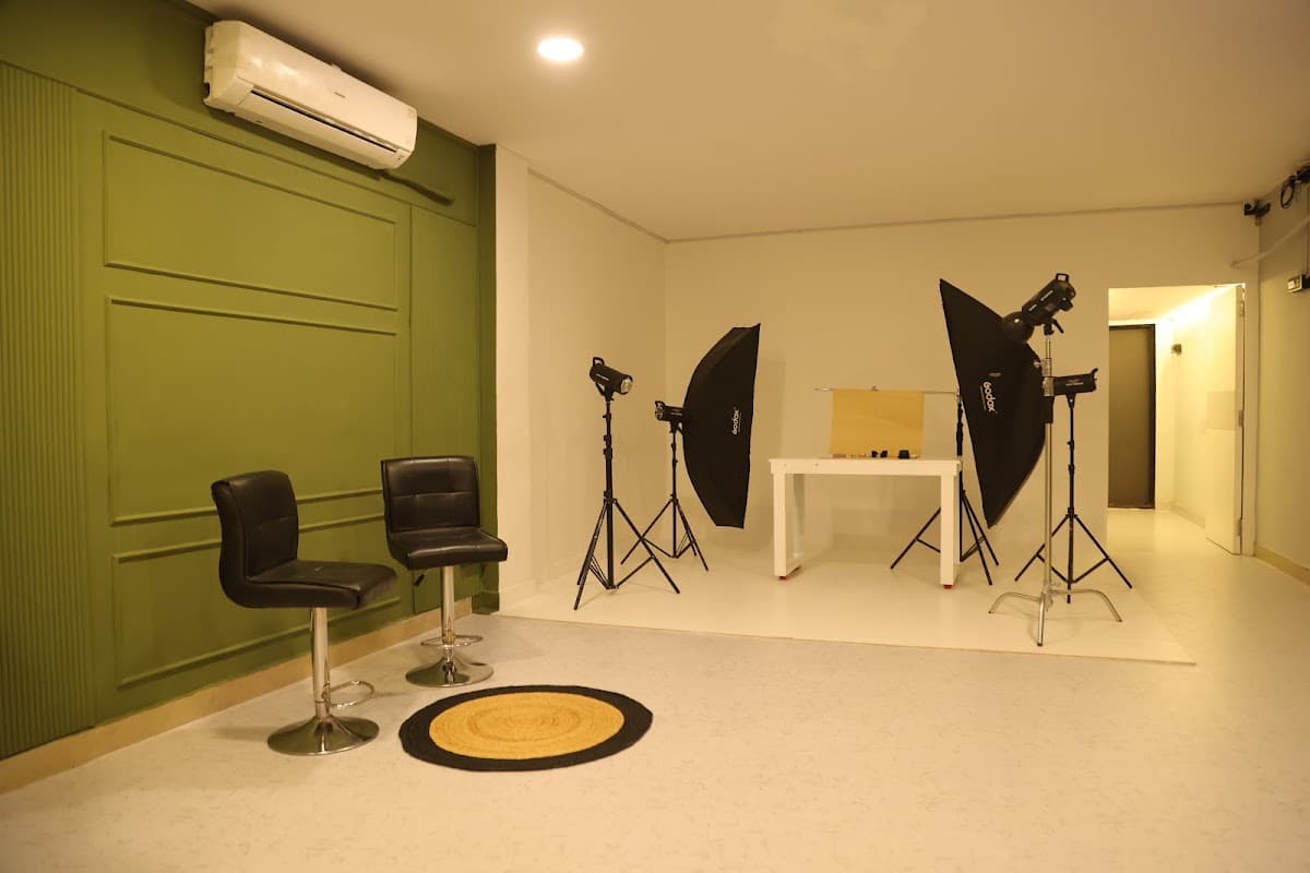 Clicksy Studio | Podcast Studio & Photography Studio in Mumbai on Rent | Rental Studio For Photoshoot & Video shoot - Photography studio in Goregaon West, Mumbai