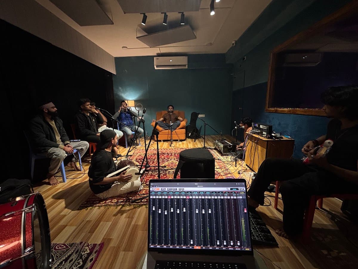 Tune Wave Studios - Recording studio in Prahlad Nagar, Ahmedabad